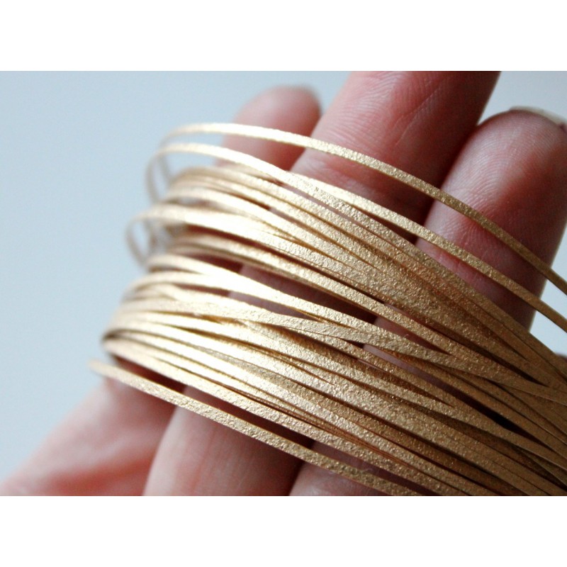 Gold Wire Stock Photos and Pictures - 36,569 Images